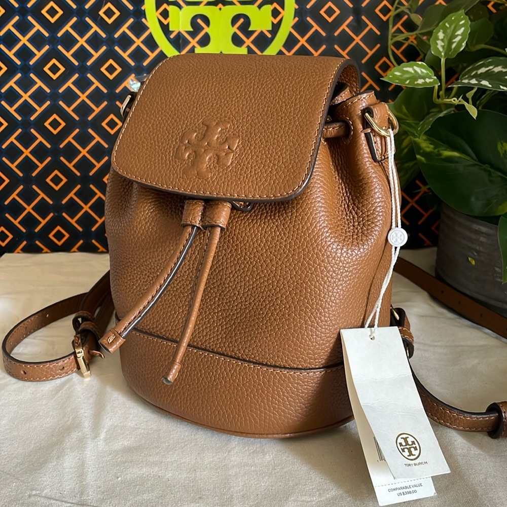 New✨thea mini bucket backpack - Picture 2 of 14